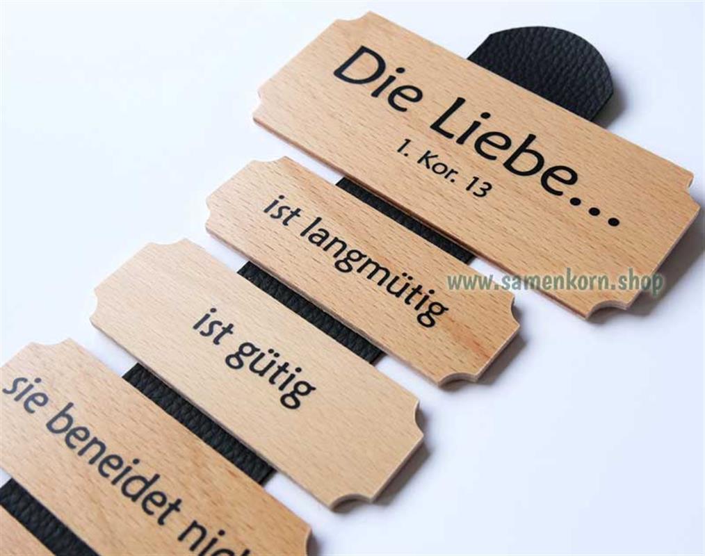 Wanddekoration aus Holz / Die Liebe ist...